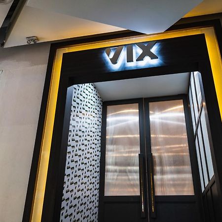Отель Vix Bangkok At Victory Monument Экстерьер фото
